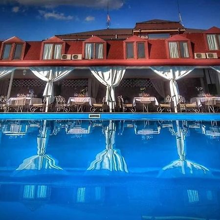 Complex Racic Hotell Voyvodinovo Eksteriør bilde