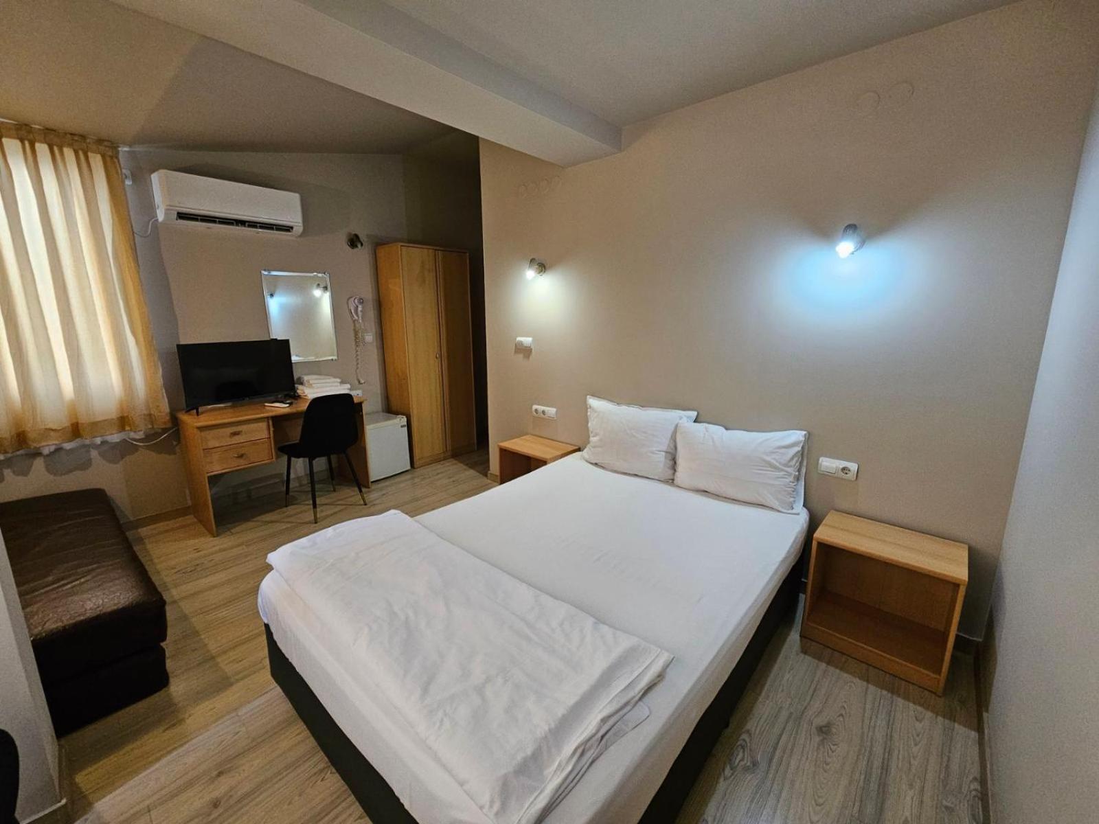 Complex Racic Hotell Voyvodinovo Eksteriør bilde
