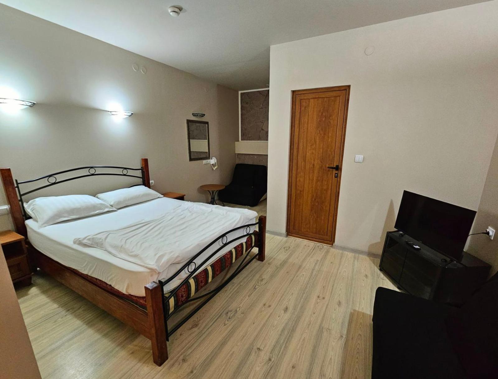 Complex Racic Hotell Voyvodinovo Eksteriør bilde