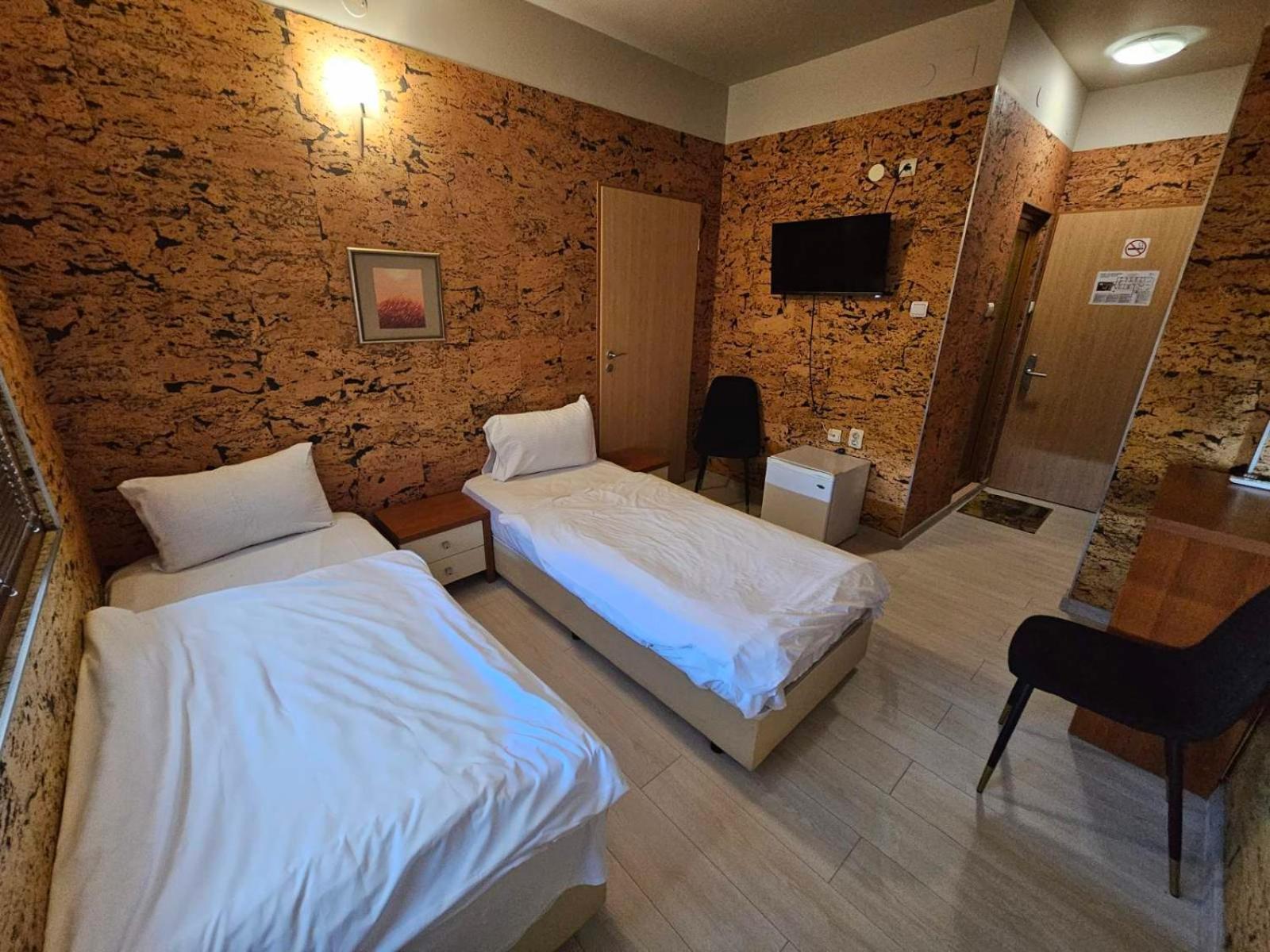 Complex Racic Hotell Voyvodinovo Eksteriør bilde
